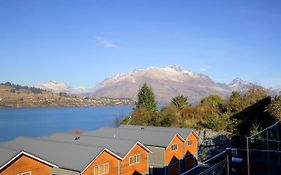 Alpine Vista - Queenstown Holiday Home